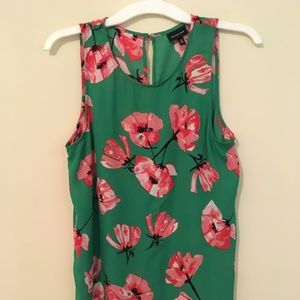 Who what wear floral sleeveless top, size M